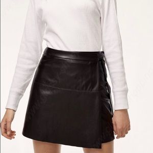 Wilfred free Spurlock Skirt